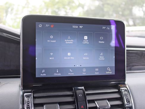 Used 2020 Lincoln Navigator Reserve w/ Luxury Package AWD/4WD image 27