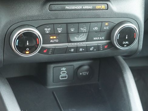 Certified 2025 Ford Escape Active AWD/4WD image 13