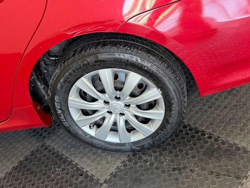Used 2012 Toyota Corolla LE FWD image 7