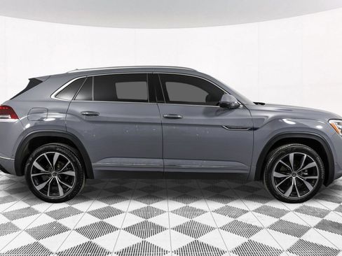 Used 2025 Volkswagen Atlas Cross Sport SEL Premium R-Line AWD/4WD image 16