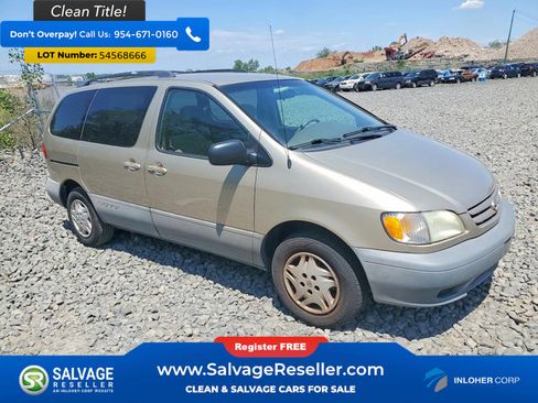 Used 2002 Toyota Sienna CE FWD image 5
