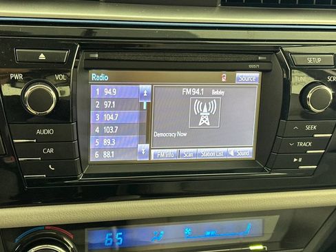 Used 2016 Toyota Corolla LE FWD image 20