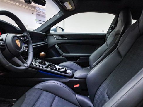 Used 2025 Porsche 911 Carrera T image 18