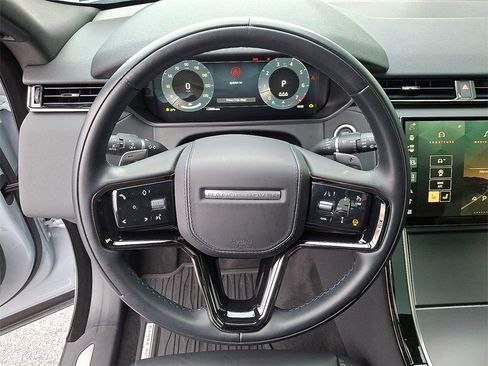 Used 2024 Land Rover Range Rover Velar Dynamic SE image 15