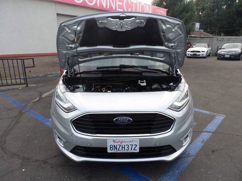 Used 2019 Ford Transit Connect XLT FWD image 13