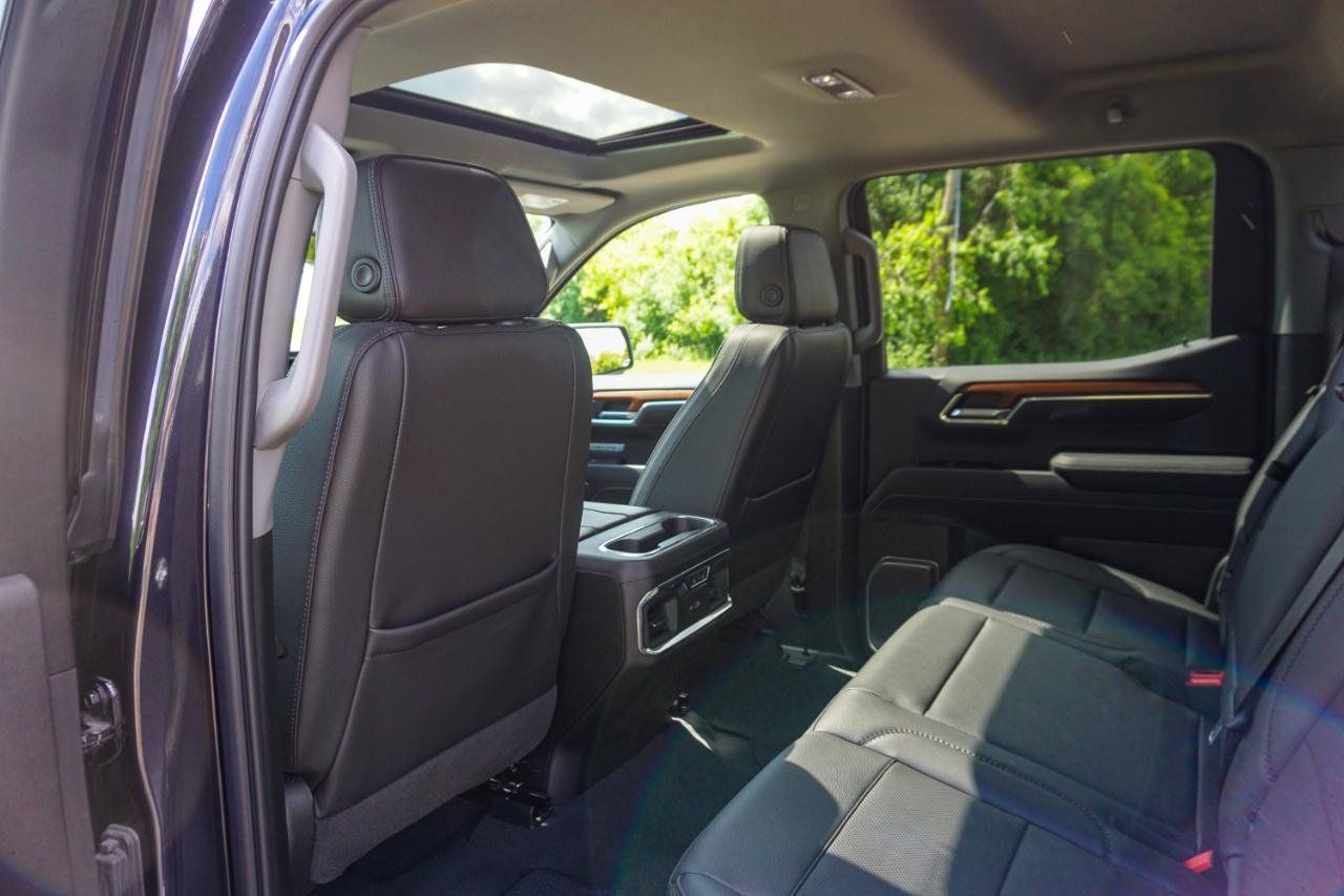 Used 2023 GMC Sierra 1500 Denali w/ Technology Package AWD/4WD image 35