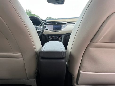 Used 2020 Buick Encore GX Essence w/ Experience Buick Package AWD/4WD image 24