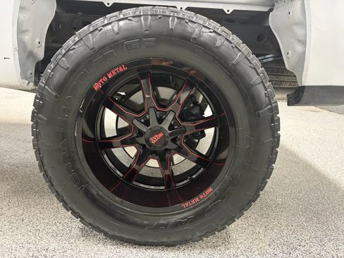 Used 2019 Chevrolet Silverado 1500 LT Trail Boss AWD/4WD image 11