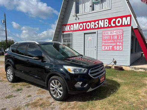 Used 2017 Ford Escape Titanium AWD/4WD image 1