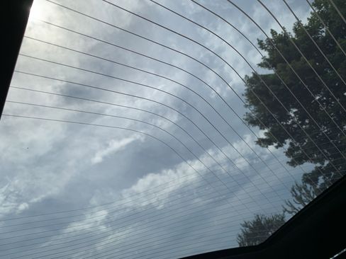 New 2025 BMW 750e xDrive image 31