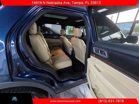 Used 2017 Ford Explorer Limited AWD/4WD image 28