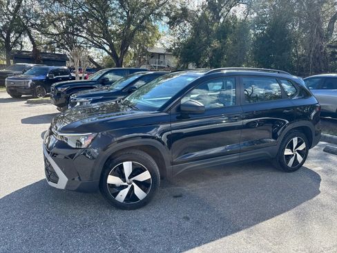 Used 2025 Volkswagen Taos S AWD/4WD image 3