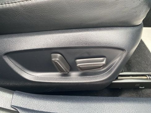 Used 2023 Toyota Camry XSE image 12