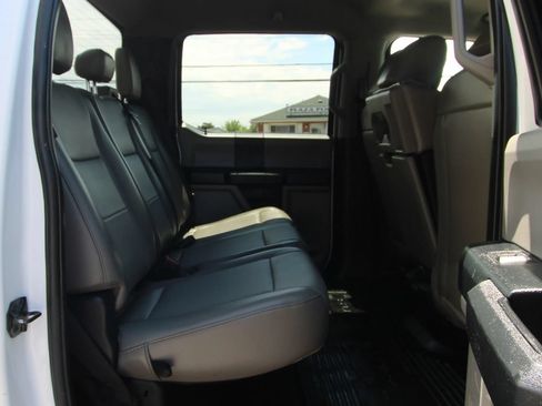Used 2022 Ford F250 XL w/ Power Equipment Group AWD/4WD image 12