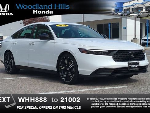Used 2024 Honda Accord Sport image 3