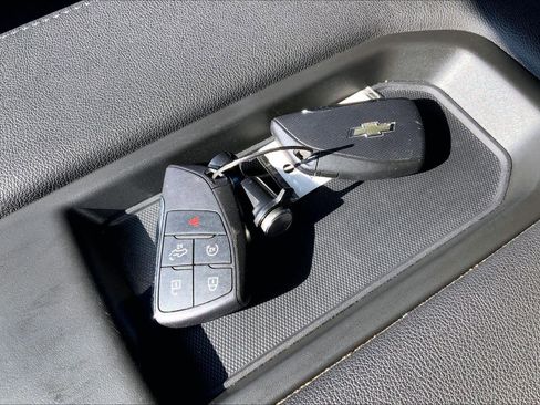 Used 2023 Chevrolet Silverado 1500 Custom image 13