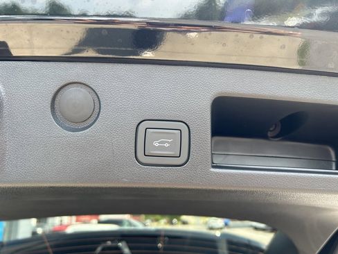 New 2026 GMC Terrain AT4 w/ Technology Package II image 9