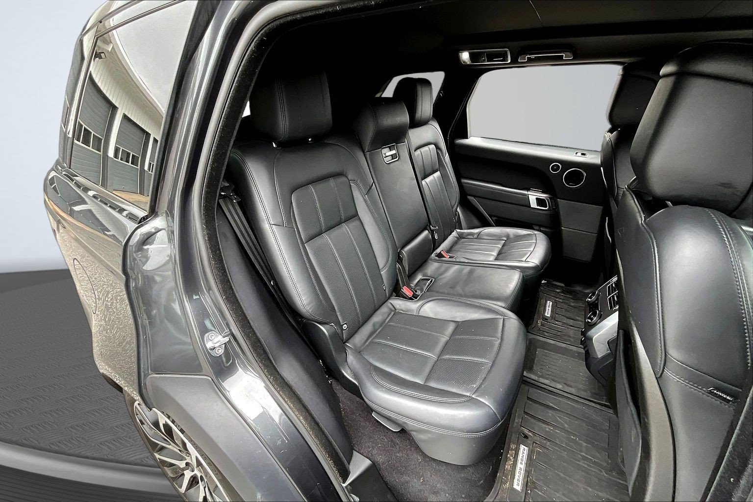 Used 2019 Land Rover Range Rover Sport HSE AWD/4WD image 22