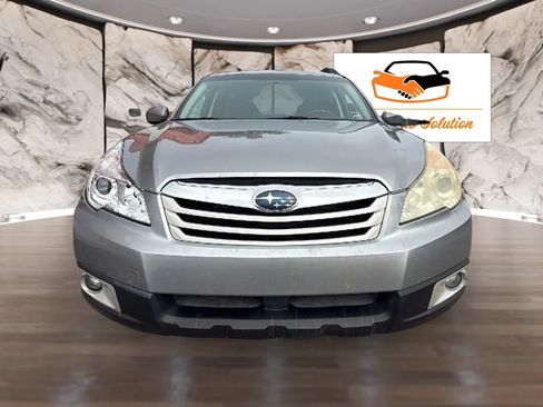 Used 2011 Subaru Outback 2.5i Premium w/ All-Weather Pkg AWD/4WD image 2