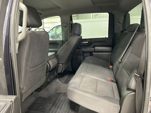 Used 2024 Chevrolet Silverado 2500 Custom w/ Custom Convenience Package image 21