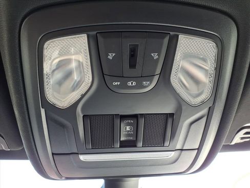 Used 2020 RAM 1500 Big Horn image 25