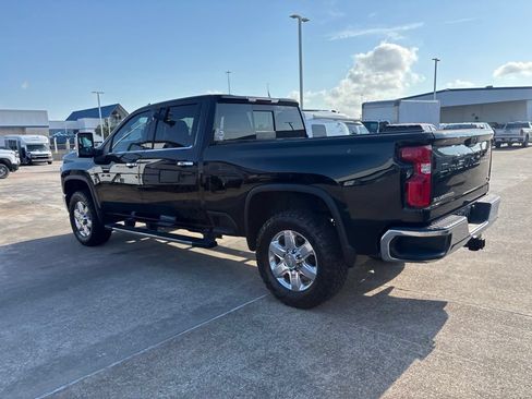 Used 2021 Chevrolet Silverado 2500 LTZ w/ LTZ Convenience Package AWD/4WD image 8