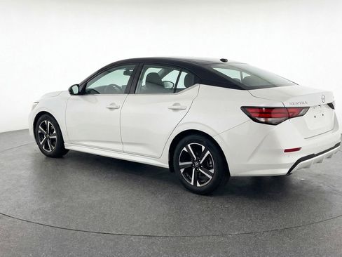 Used 2025 Nissan Sentra SV FWD image 6