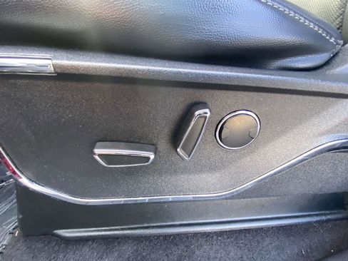 Used 2023 Ford F150 Lariat w/ Equipment Group 502A High image 16