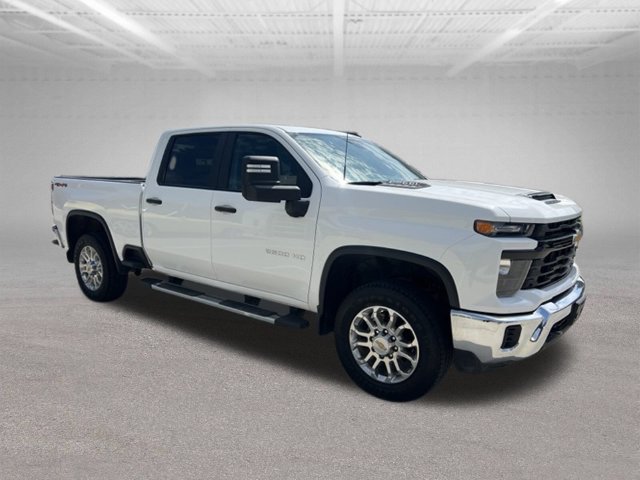 Used 2025 Chevrolet Silverado 2500 W/T w/ WT Convenience Package AWD/4WD image 5