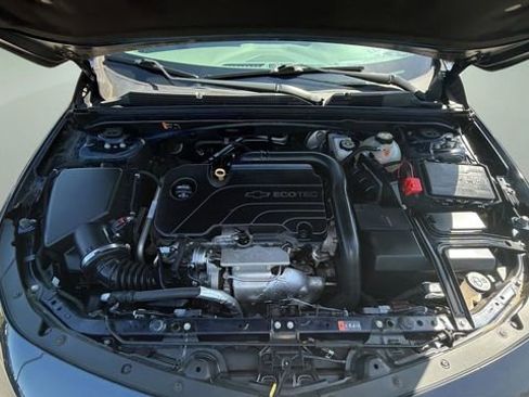 Used 2016 Chevrolet Malibu LT w/ Leather Package image 34