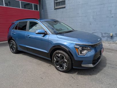 Used 2024 Kia Niro Wind w/ Wind Preserve Package