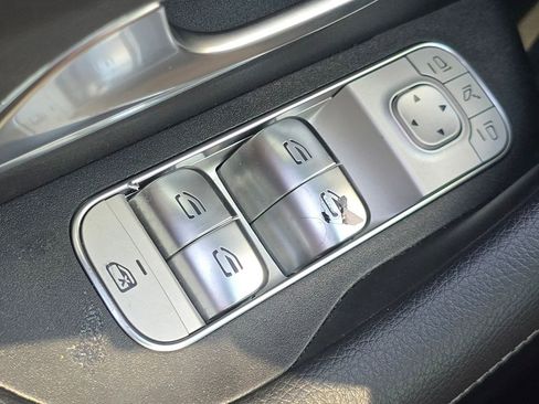 Certified 2025 Mercedes-Benz GLE 350 4MATIC w/ AMG Line Exterior image 28
