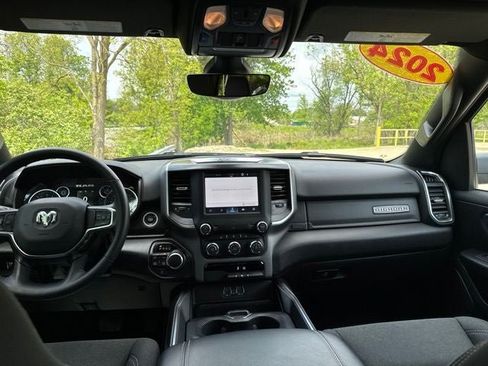 Used 2024 RAM 1500 Big Horn AWD/4WD image 19