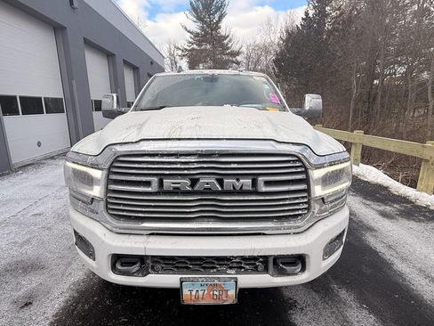 Used 2024 RAM 2500 Laramie image 3
