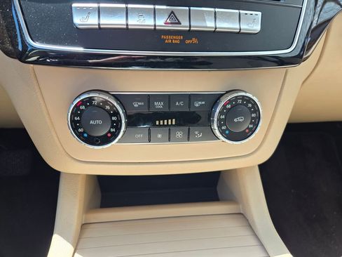 Used 2018 Mercedes-Benz GLE 350 4MATIC image 28