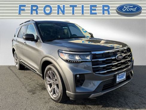New 2026 Ford Explorer Active w/ Active Comfort Package image 1
