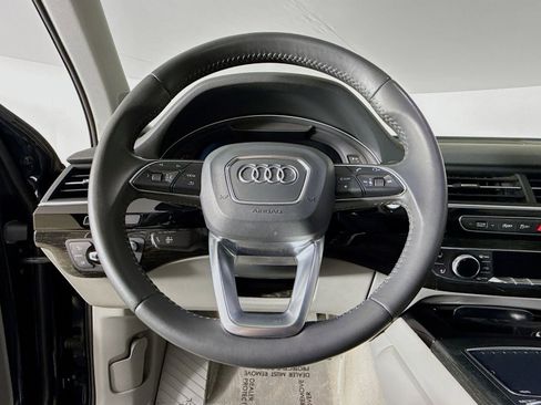 Used 2017 Audi Q7 3.0T Prestige w/ Prestige Package image 11