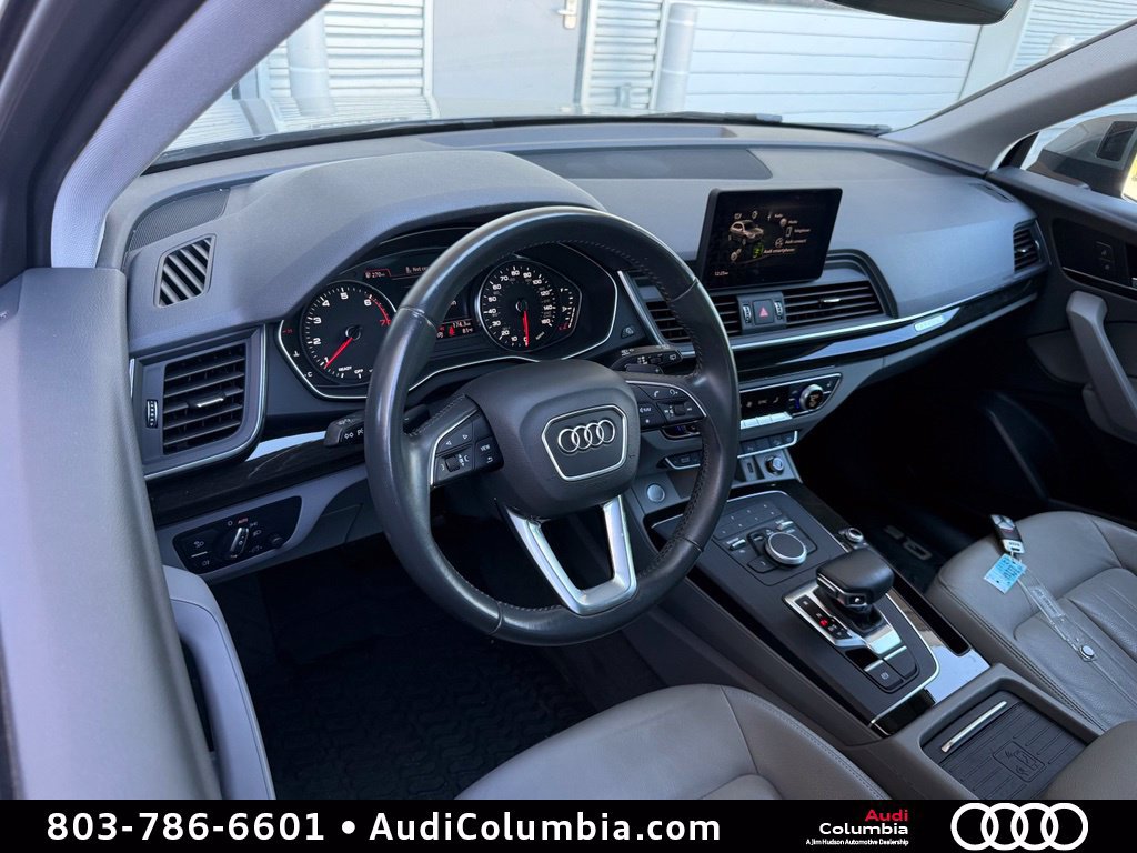 Used 2020 Audi Q5 Premium w/ Convenience Package AWD/4WD image 3