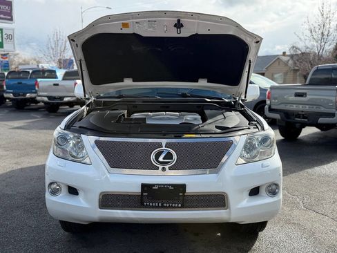 Used 2008 Lexus LX 570 4WD image 31