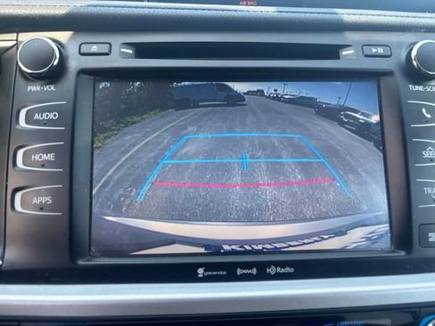 Used 2016 Toyota Highlander XLE AWD/4WD image 37