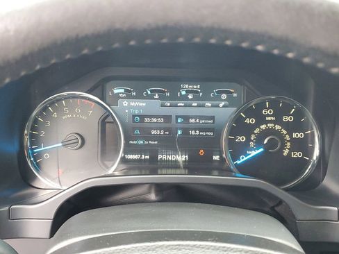 Used 2015 Ford F150 Lariat w/ Equipment Group 502A Luxury image 17