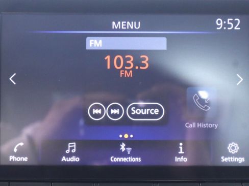 Used 2021 Nissan Sentra SV FWD image 16