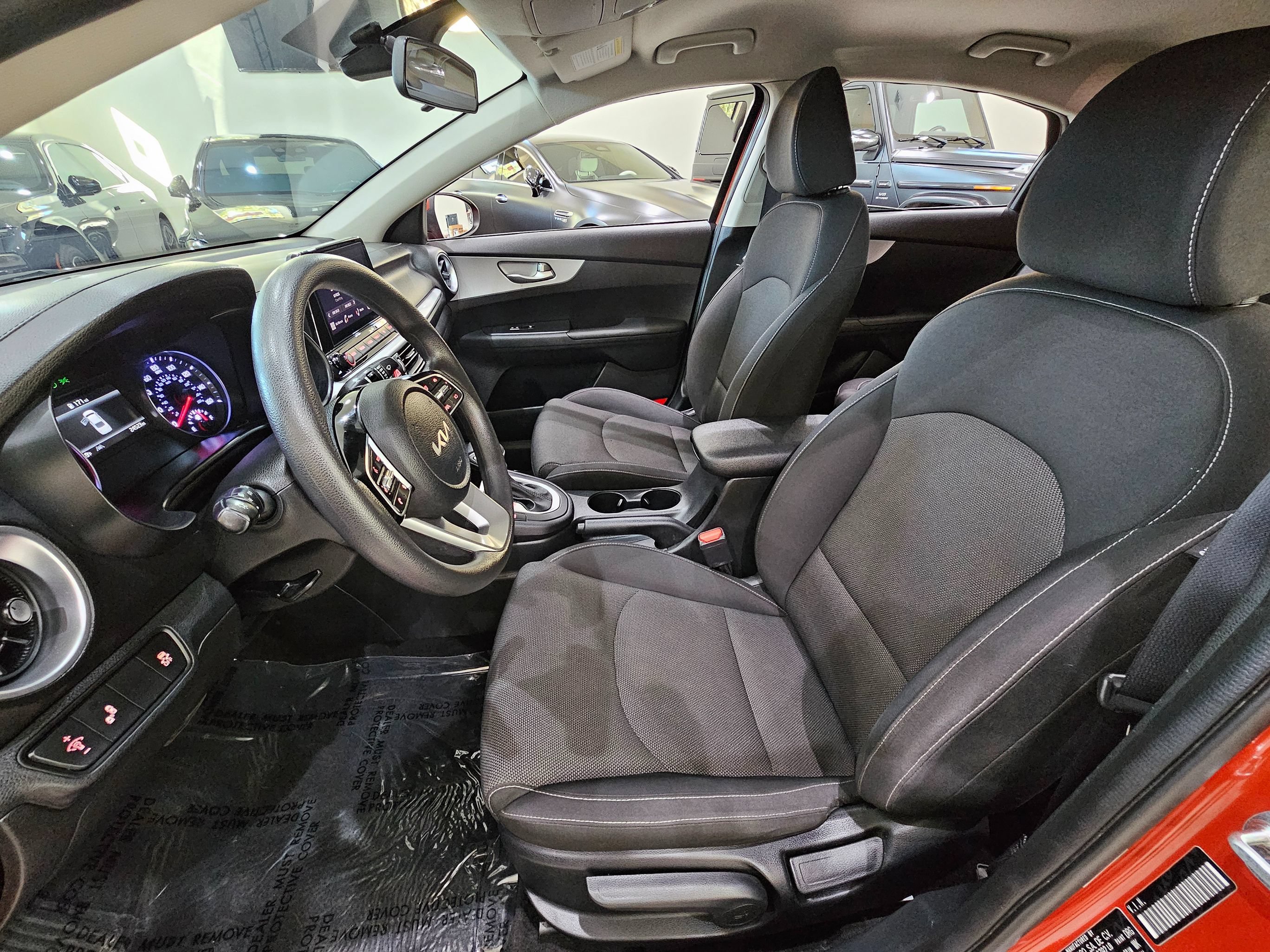 Used 2023 Kia Forte LXS w/ LXS Technology Package FWD image 17