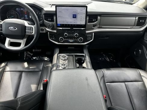 Certified 2023 Ford Expedition XLT AWD/4WD image 15