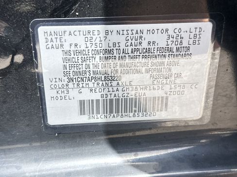 Used 2017 Nissan Versa FWD image 24
