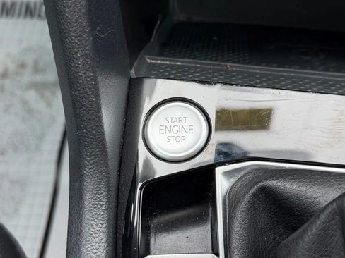 Used 2023 Volkswagen Taos SE FWD image 19