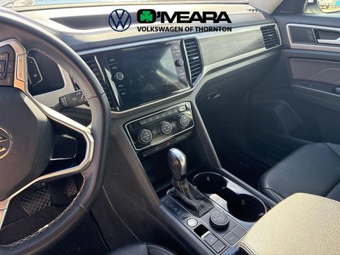 Used 2023 Volkswagen Atlas SE w/ Panoramic Sunroof Package AWD/4WD image 5