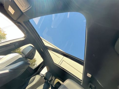 Used 2022 Acura MDX A-Spec image 31