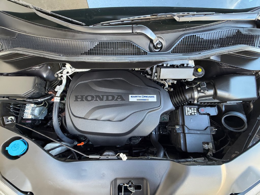 Used 2020 Honda Pilot Touring image 9