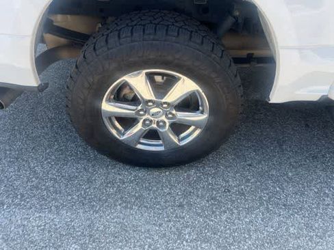 Used 2018 Ford F150 XLT w/ Equipment Group 302A Luxury image 6